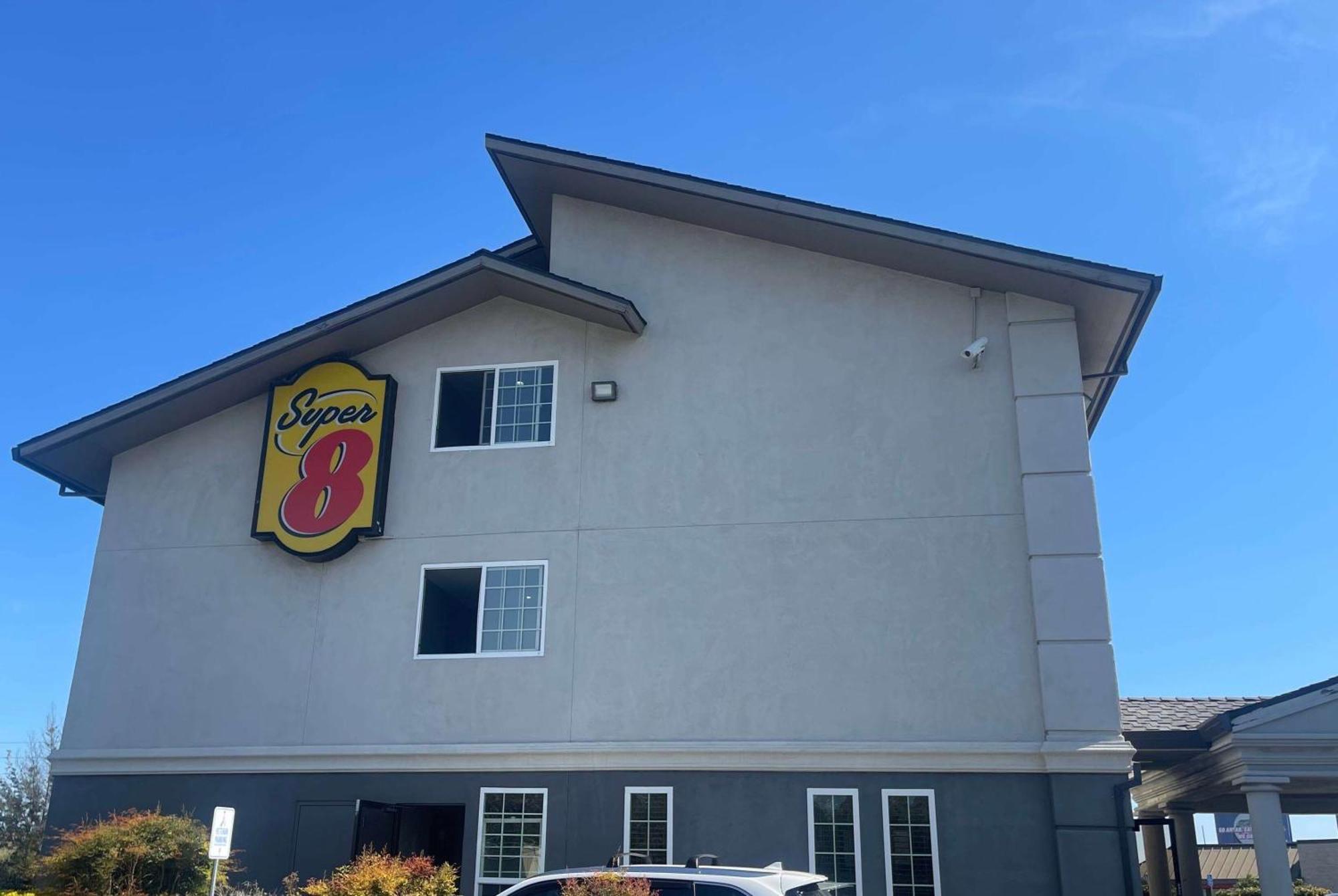 Super 8 By Wyndham Sacramento/Florin Rd Hotel Freeport Eksteriør billede